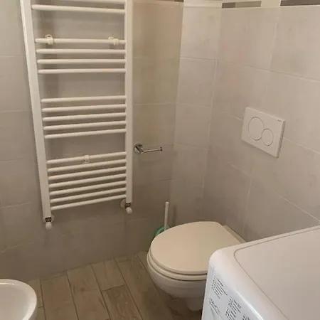 شقة Bilocale Al Piano Terra In Zona Centralissima *